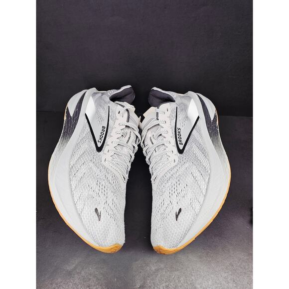 Brooks Women 10.5 Comfy footwear - Picture 11 of 11